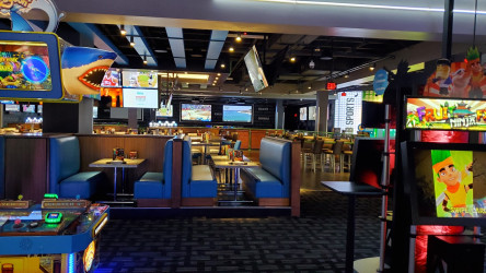Dave & Buster's Louisville