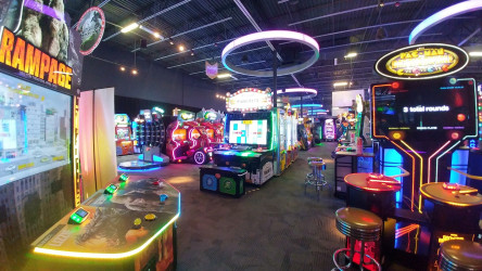 Dave & Buster's Orland Park