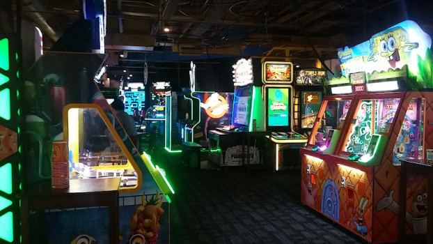 Dave & Buster's Philadelphia - Franklin Mills