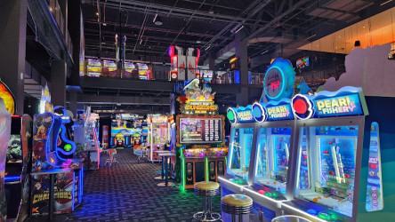 Dave & Buster's Schaumburg