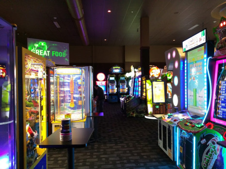 Dave & Buster's Wauwatosa