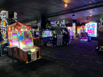 Dave & Buster's Westbury