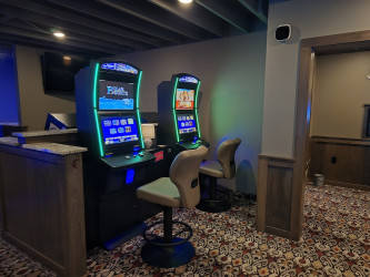 Deuces 1 Casino