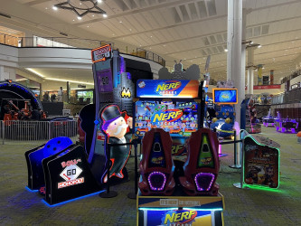 District eat and play