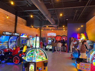 Dive-In Arcade