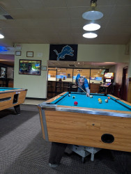 Dondee Lanes