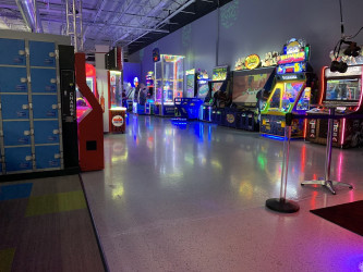 Fly Trampoline Park