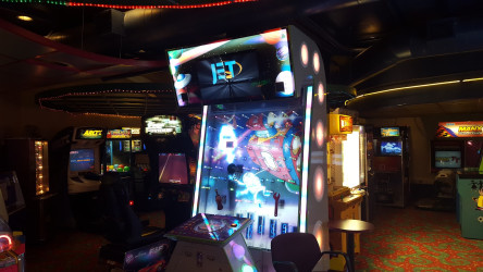 Fortune Bay Arcade