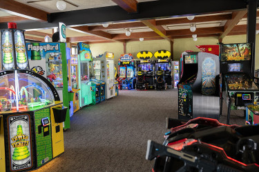 Foxtown Station & Kit's Arcade