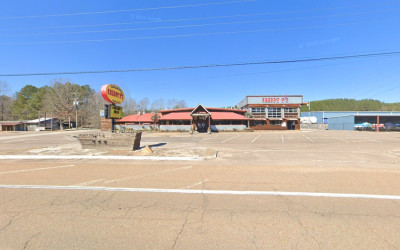 Freddy T's Restaurant & Beach Club