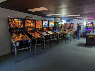Galloping Ghost Pinball