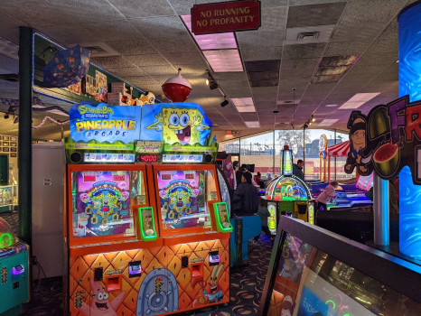 Haunted Trails Family Entertainment Center (Burbank)