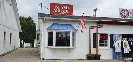 Island arcade