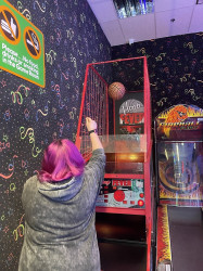 J & G Arcade
