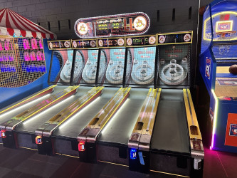 La Plaza Arcade