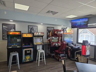 Legends Miniature Golf & Batting Cages