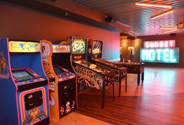 Lucky Strike Mar Vista