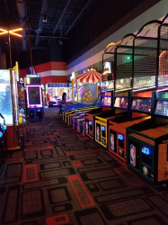 Lucky Strike Romeoville