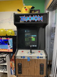 Master Blaster's Retro Video-Game Lounge
