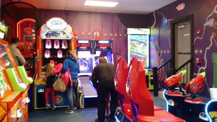 Midway Lanes Family Entertainment Complex