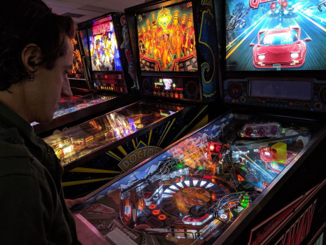 Monterey Flipper Pinball
