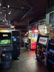 Mr.Zeros Quarter Cafe Arcade