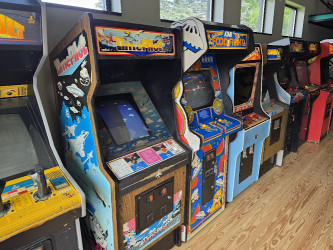 Otto's Arcade and Club