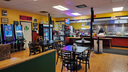 Paulie's Hot Dogs