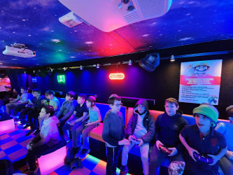 Prestigious Gaming On Wheels Plus