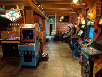 Quarters Bar+Arcade