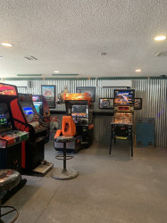 Retro Replay Arcade & Bar