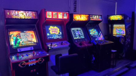 Retro Rooms