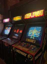 Retro World Arcade