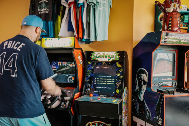 Retroscape - Gaming & Soda Lounge