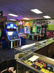 Rolling Thunder Skating Center