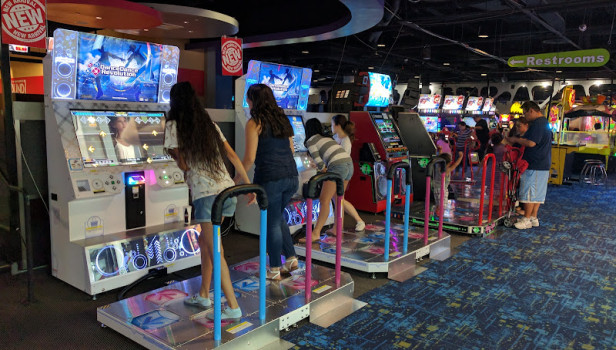 Round1 Bowling & Arcade - City of Industry