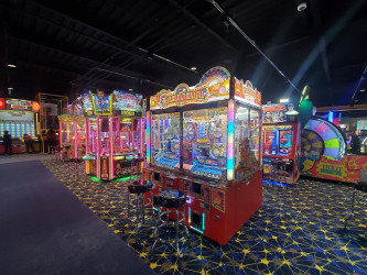 Round1 Bowling & Arcade Meadows Mall