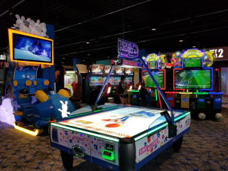Round1 Bowling & Arcade Promenade Temecula