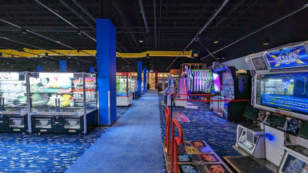 Round1 Bowling & Arcade Towne East Square