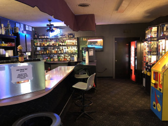 Seven Hills Lanes