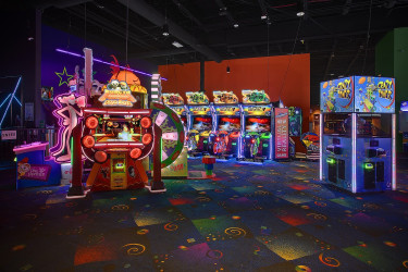 Stars and Strikes Irmo
