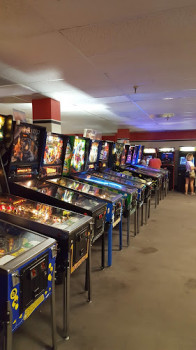 The Original Pinballz Arcade