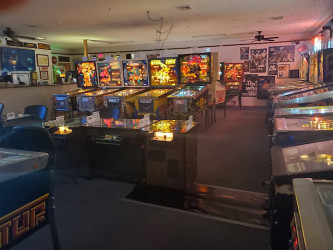 The Scohy Bros' Flashback Arcade