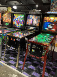Tilty McFlipperz Pinball Bar