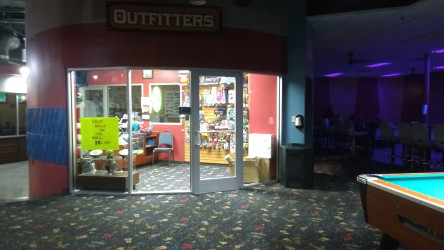 Wildcatters Bowling and Entertainment