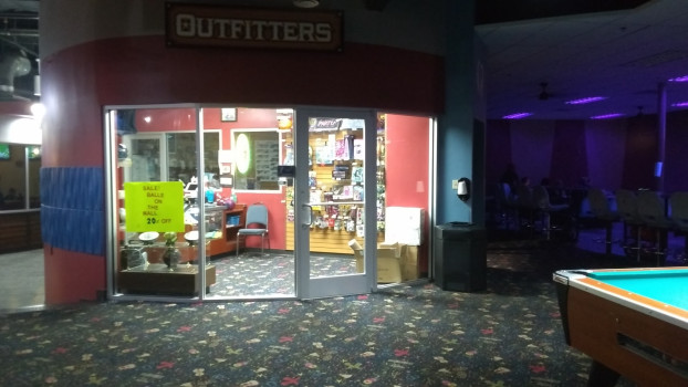 Wildcatters Bowling and Entertainment