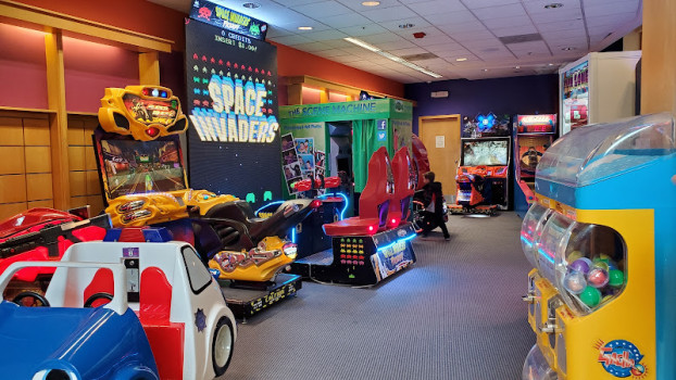 Wow Family Entertainment Center