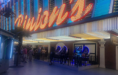 X World 360 - Fremont Street Experience - Virtual Reality Rides
